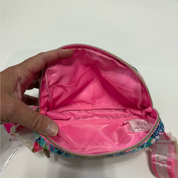 Lilly Pulitzer Floral Print Bag with Gold Accents - Picture 4 of 4